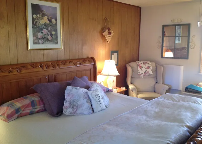 Mountain Haven Hotel 2*